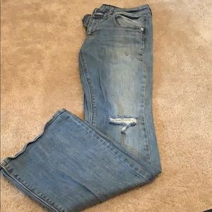 AEO Artist Fade/Stretch Flare Jeans